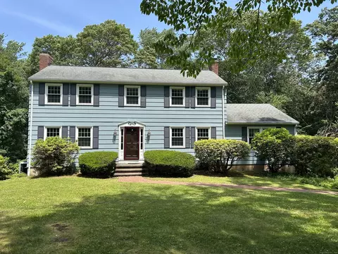 41 Sportsman Hill Rd, Madison, CT 06443