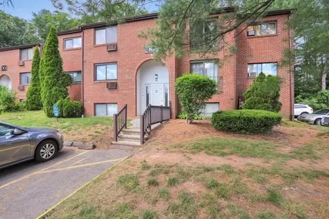 10 Darling St #T, Southington, CT 06489