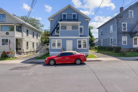 85 Twiss St, Meriden, CT 06450