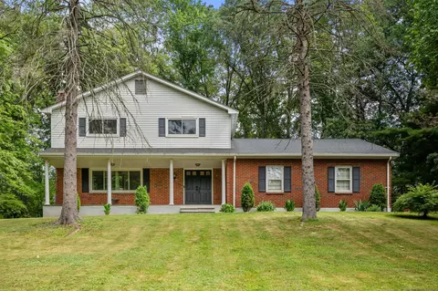 106 Lake St, South Windsor, CT 06074