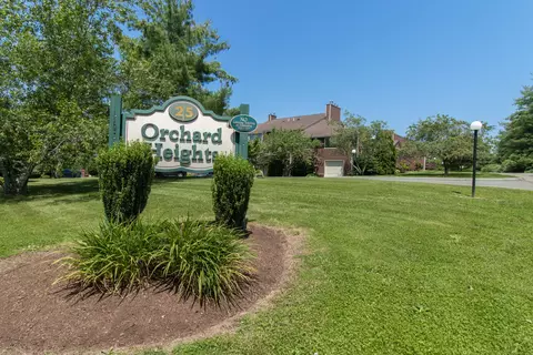 25 Florence Rd #47, Branford, CT 06405