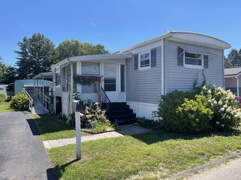 44 Cheyenne Rd, East Hartford, CT 06118