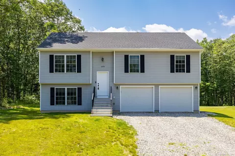 1078 E Lake Rd, Oakdale, CT 06370