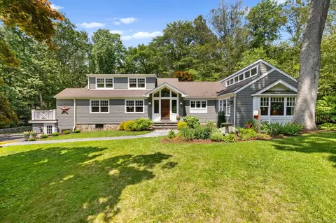 91 Fox Run Rd, New Canaan, CT 06840