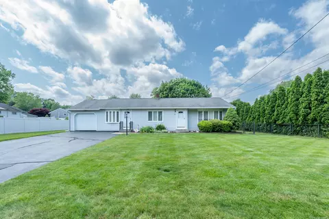 45 Osage Dr, Wallingford, CT 06492