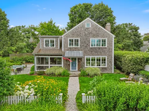 84 Shorefront Park, Norwalk, CT 06854