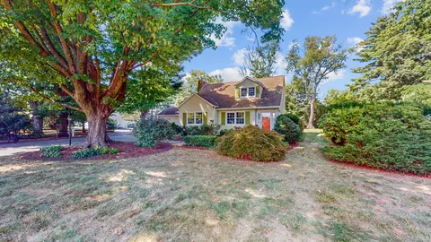 250 Cedar St, Newington, CT 06111