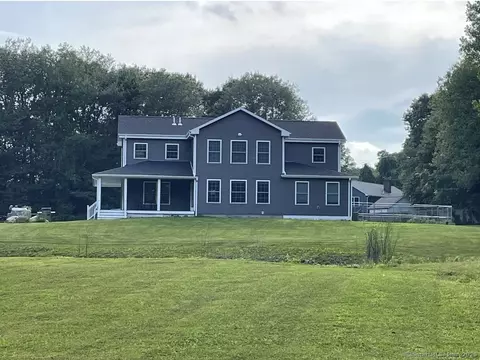 5 Farnham Rd, Morris, CT 06763