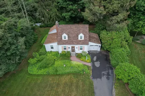 1775 Orchard Hill Rd, Cheshire, CT 06410