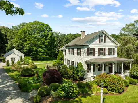 109 Boston Post Rd, Madison, CT 06443