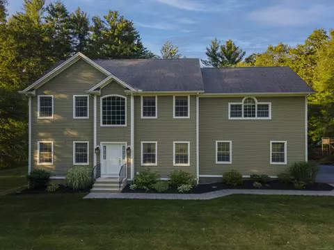 18 Jeans Ct, Woodstock, CT 06281