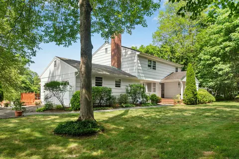 11 Old Kings Hwy, New Canaan, CT 06840