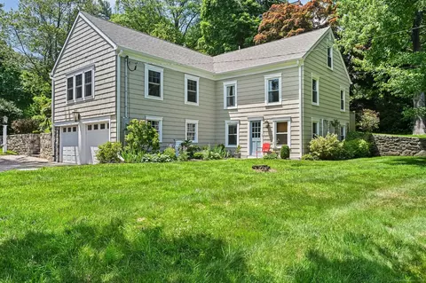 311 Wilton Rd E, Ridgefield, CT 06877