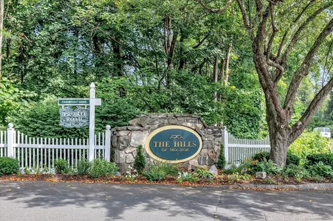 207 Windgate Cir #C, Monroe, CT 06468