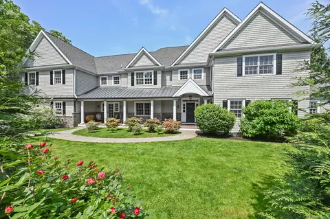 882 Silvermine Rd, New Canaan, CT 06840