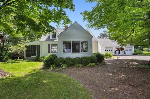 93 Long Meadow Hill Rd, Brookfield, CT 06804