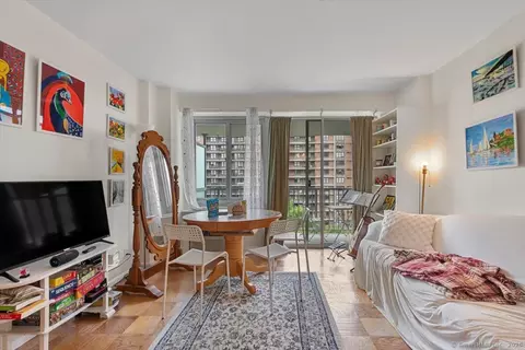100 York St #10R, New Haven, CT 06511