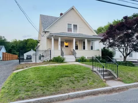 170 Fowler Ave, Middletown, CT 06457
