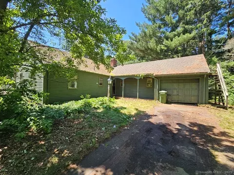 43 Harvest Ln, Glastonbury, CT 06033