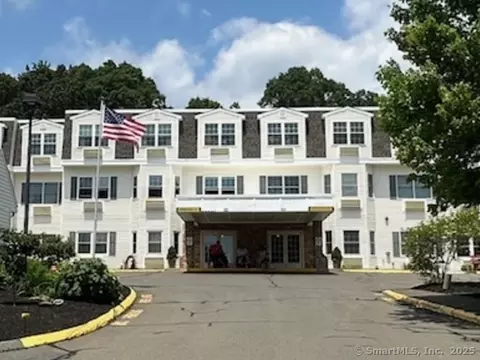 1 Brush Pasture Ln #109, Portland, CT 06480