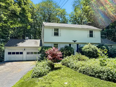 67 Bailey Dr, North Branford, CT 06471