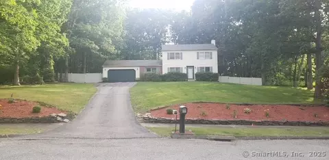 9 Elwood Ln, Norwich, CT 06360