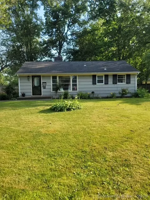 70 Ellsworth Dr, Bloomfield, CT 06002
