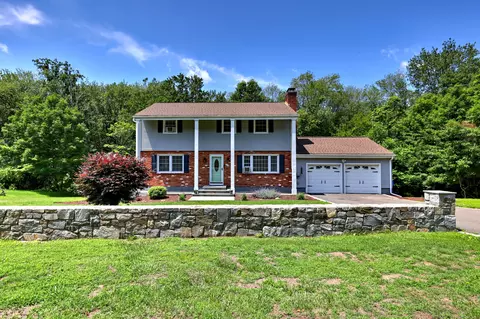 73 Highridge Dr, Monroe, CT 06468