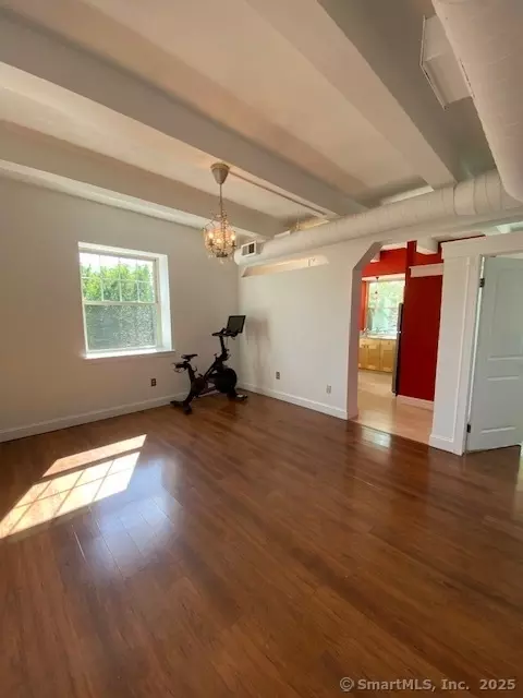 146 High St #307, Milford, CT 06460
