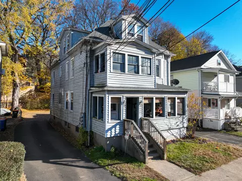 33 Prescott St, Meriden, CT 06450