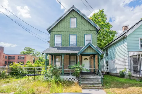 22 Cherry Ann St, Hamden, CT 06514