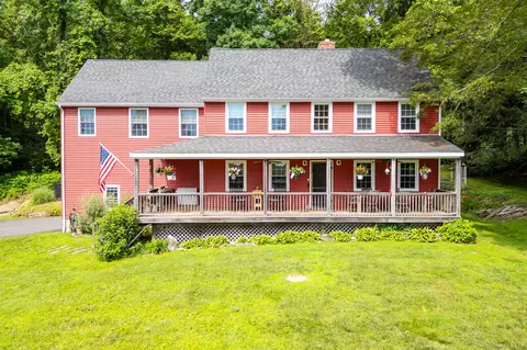 26 Skyview Ter, Bristol, CT 06010