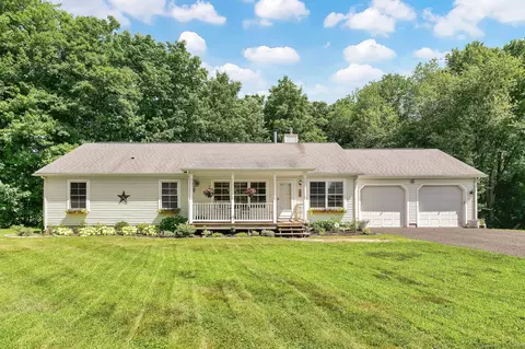 26 Wolfersdorf Rd, Broad Brook, CT 06016