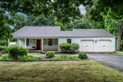 1384 N Benson Rd, Fairfield, CT 06824