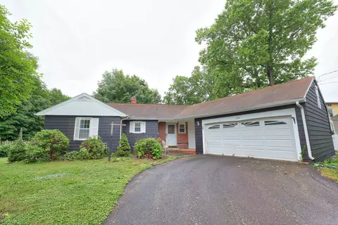 120 Knowles Ave, Plantsville, CT 06479