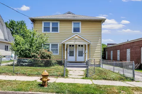 70 Sage Ave, Bridgeport, CT 06610