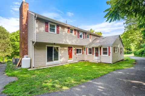 20 Mack Rd, Middlefield, CT 06455