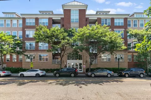 25 Adams Ave #108, Stamford, CT 06902