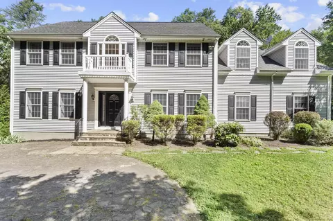 44 Oakmont Trl, Monroe, CT 06468