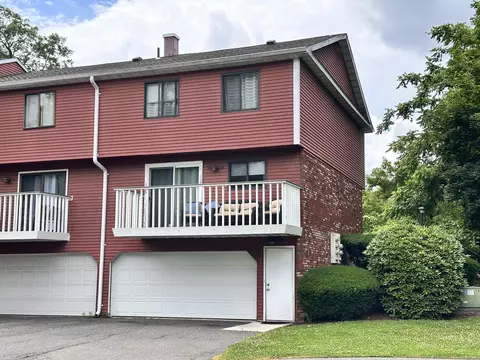 74 Churchill Dr #74, Newington, CT 06111