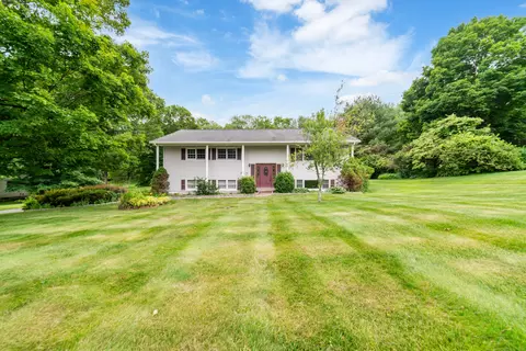 6 Revere Rd, New Milford, CT 06776