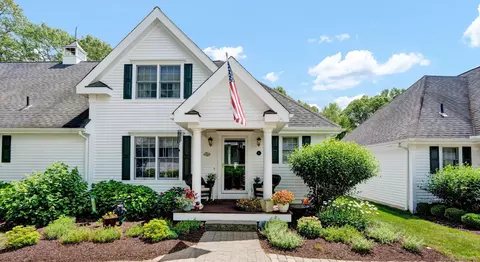 6 Augusta Cir #6, Moodus, CT 06469