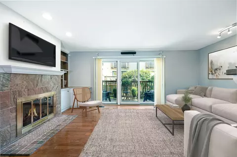 237 Strawberry Hill Ave #41, Stamford, CT 06902