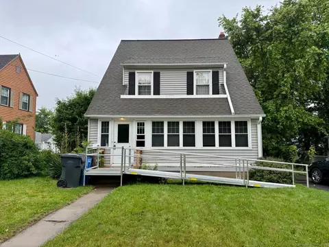 11 Nepaug St, Hartford, CT 06106