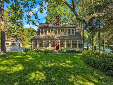448 Grove Beach Rd N, Westbrook, CT 06498