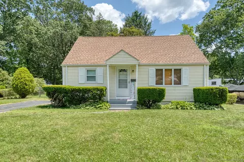 11 Belle Ave, Enfield, CT 06082