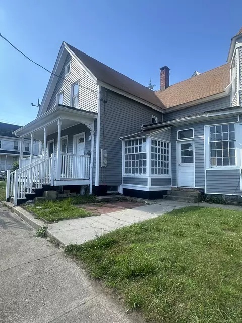 15 13th St, Norwich, CT 06360