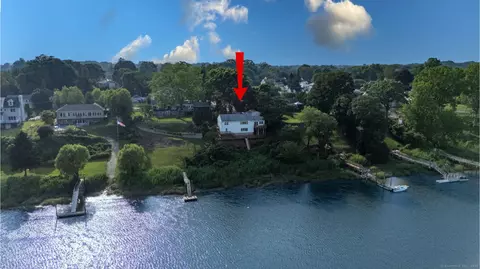 96 Bronson Rd, Stratford, CT 06614