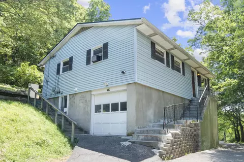 31 Old Shelter Rock Rd, Danbury, CT 06810