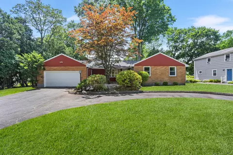253 Simsbury Rd, West Hartford, CT 06117
